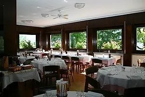 Hotel Ristorante Sassi Rossi 3*