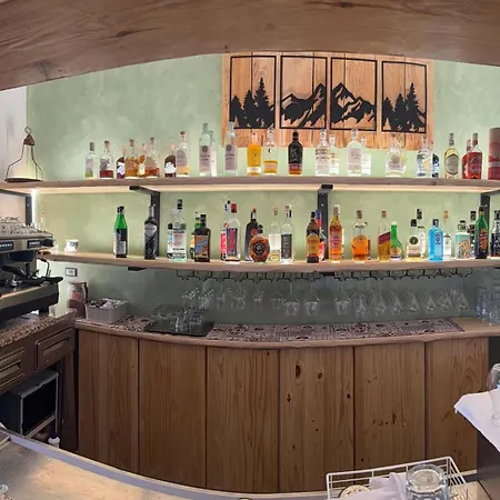Hotel Ristorante Sassi Rossi Taceno